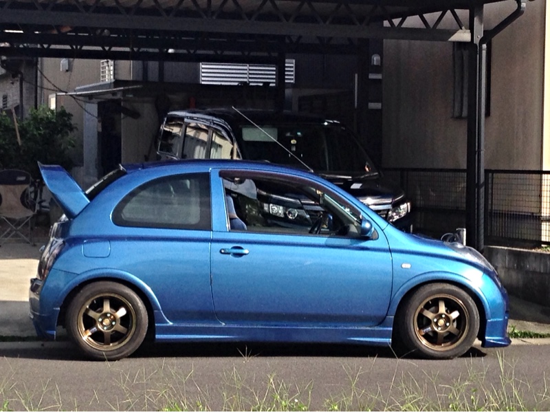 クスコ ヴァカンザ Z11キューブ用車高調 車高調整の記事（日産 マーチ