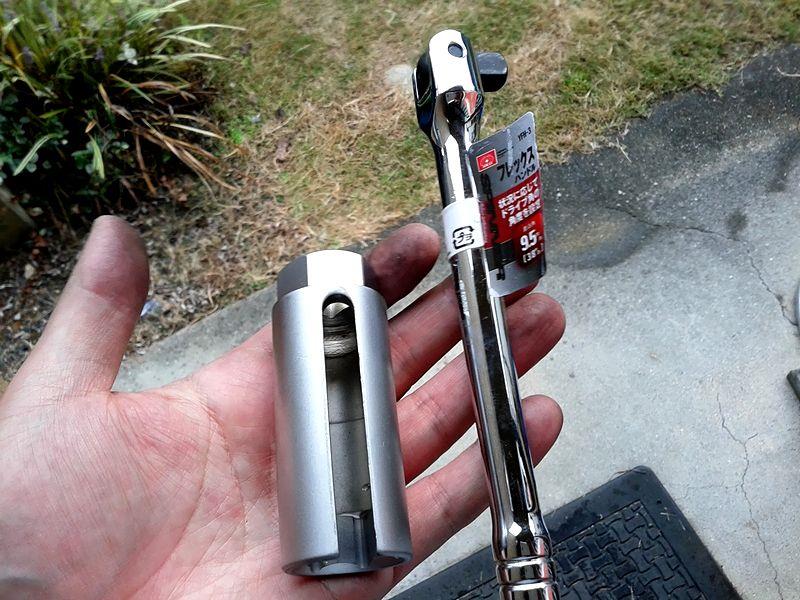 O2センサーの交換と清掃（ダイハツ ソニカ・L405S/415S）by ガレージ