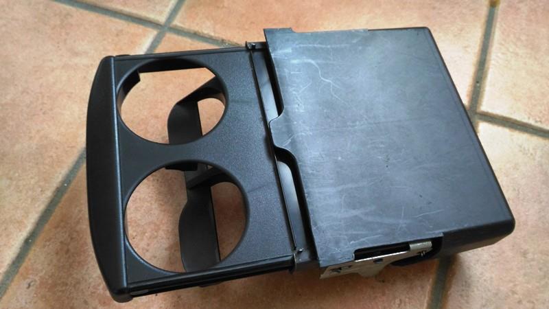 自作ドリンクホルダー（その1）（ローバー ミニ・MK IX）by ちょっこ