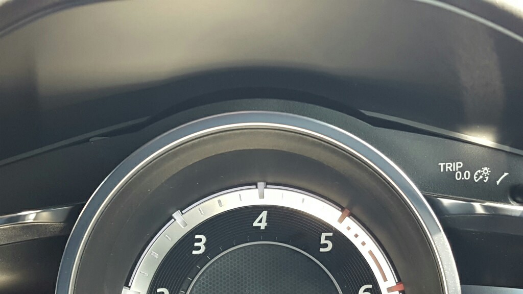 メーターフード、グローブボックス取替（マツダ CX-3・DK）by かげろう