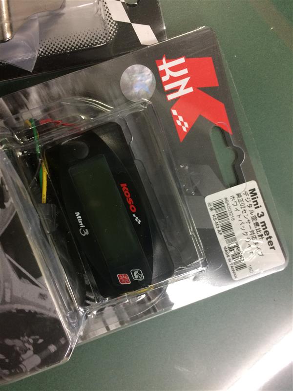 4型シグナスにKOSO空燃比計取り付け（ヤマハ シグナスX SR）by