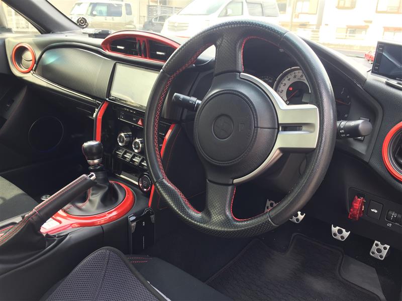 内装レッド化！（一部塗分け）（トヨタ 86・ZN6）by seri86 - みんカラ