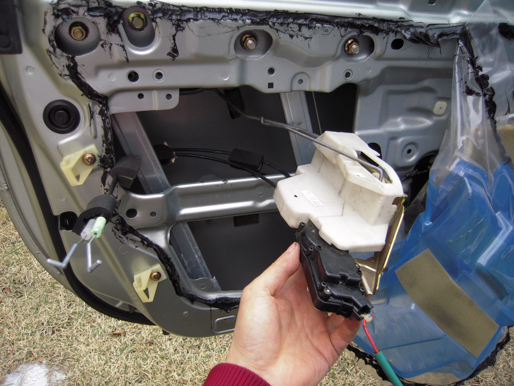 ドアロックアクチュエータ(助手席)（マツダ ロードスター・NB）by FLT