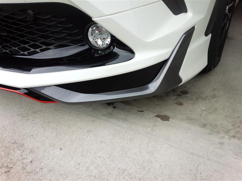 モデリスタエアロのデイライト加工（トヨタ C-HRハイブリッド・ZYX10系