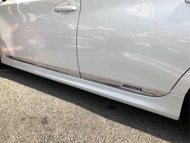 30 プリウス モデリスタ サイドステップ取り付け♪（トヨタ プリウス