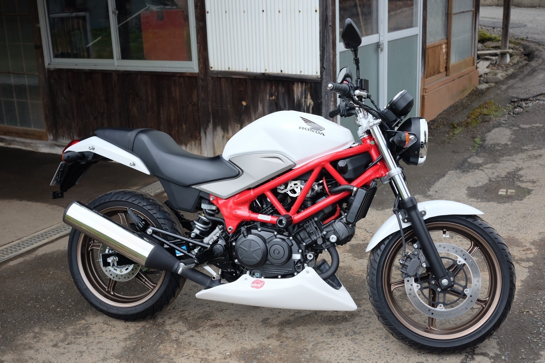 マジカルレーシング アンダーカウル（ホンダ VTR250）by NCnaru - みんカラ