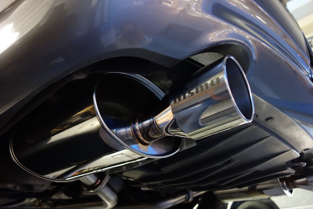 NISMO スポーツマフラー装着（日産 スカイライン・V36）by せるしお11