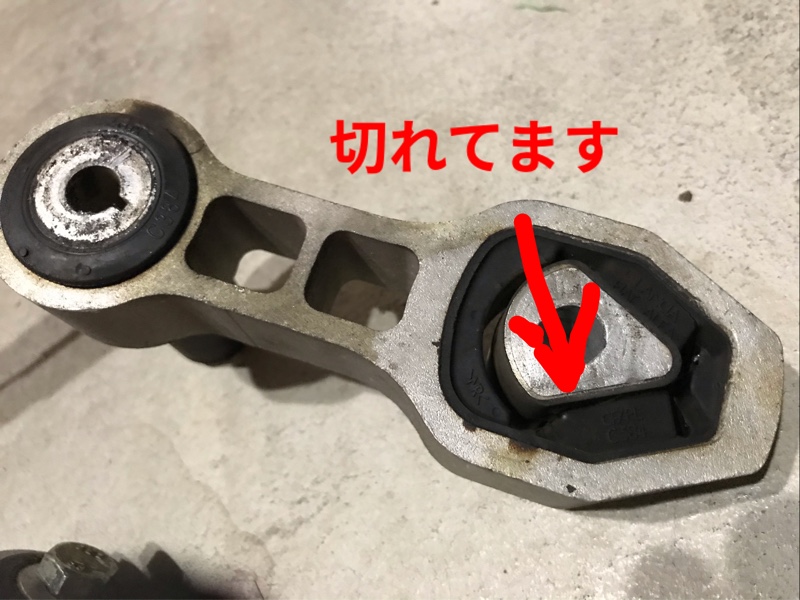 エンジンマウントリア交換（アバルト 595 （ハッチバック）・2代目）by