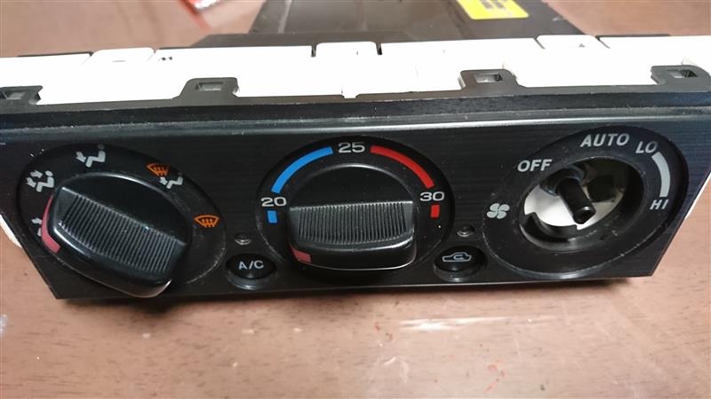 エアコンパネル Led アレこれ?（スバル インプレッサ WRX STI・GC8/GF8