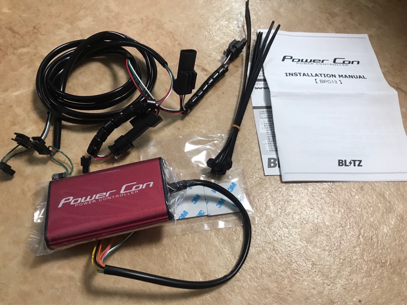 BLITZパワーコントローラーPOWER CON取付け（日産 スカイライン・V37