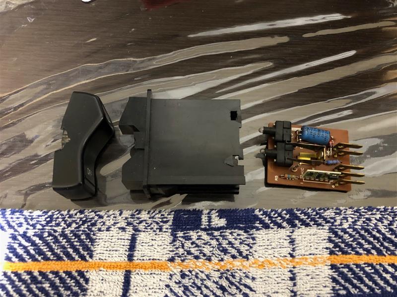 リアデフロスタースイッチ修理（トヨタ スープラ・A70系）by HASSIE