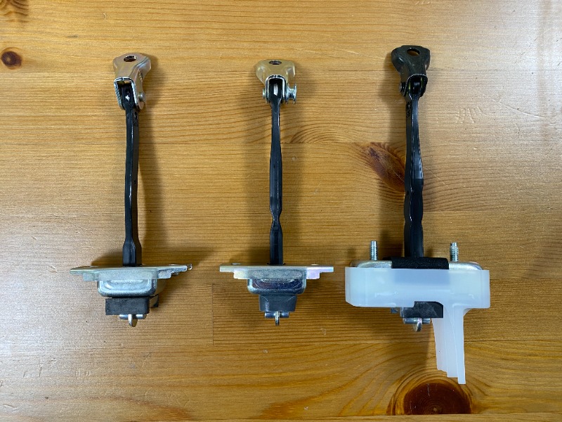 30アルファード用 ドアチェック流用（トヨタ ハイエースバン・H200系