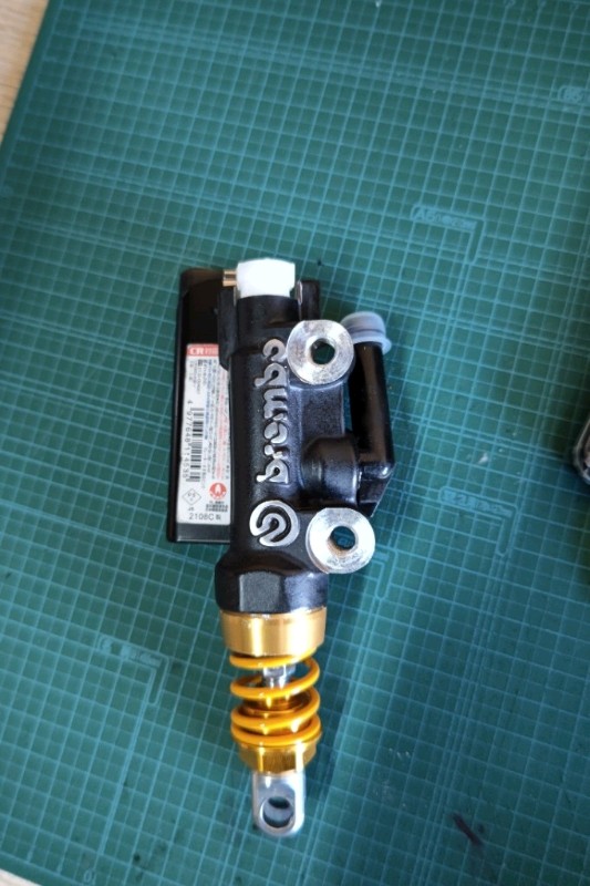 ブレンボリアマスター取付（カワサキ Ninja ZX-25R）by おず@zx25r