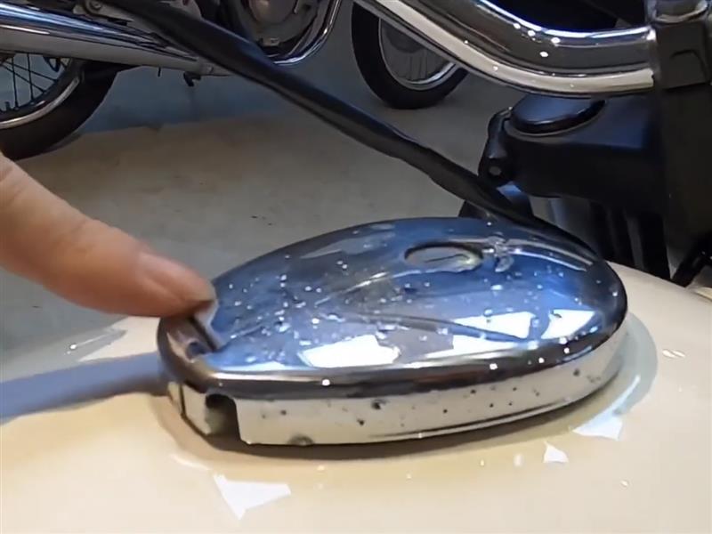 純正フューエルタンクキャップ交換（カワサキ 250TR）by daitenn