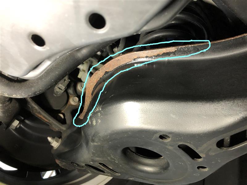 プリ50 リアロアアームのサビ修理（トヨタ プリウス・50系）by Z22SE