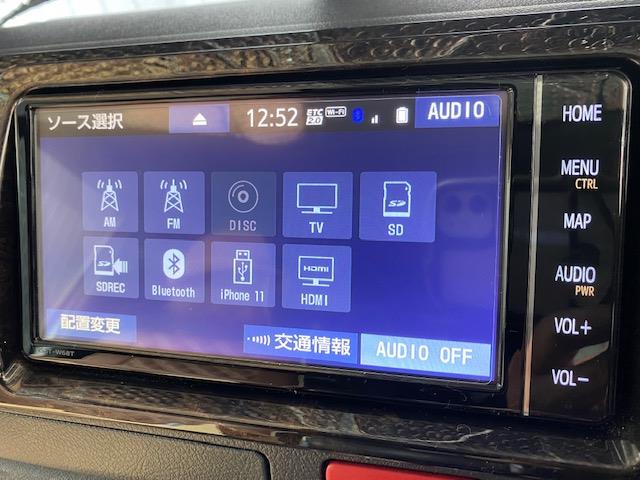 ハイエース純正ナビ画面USB接続にiPhone11表示（トヨタ ハイエースバン