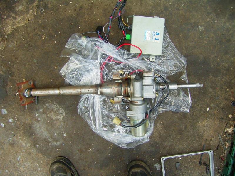 ジムニー 1型JA11にJA22の電動パワステを装着（スズキ