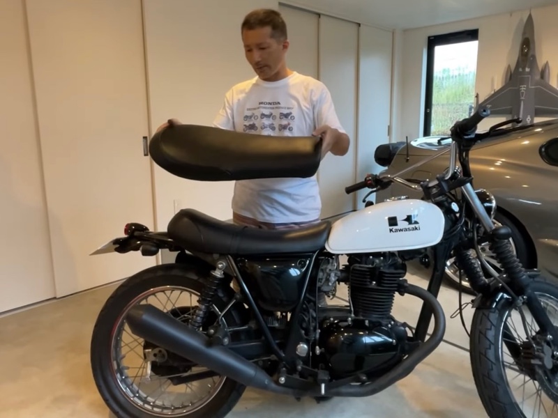 HEAVENS ヘブンズ クラシックフラットシート ブラック/スムース交換