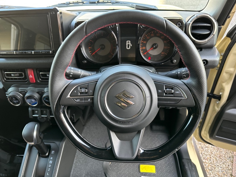 ステアリング交換（スズキ ジムニーシエラ・JB74）by スキーターZX