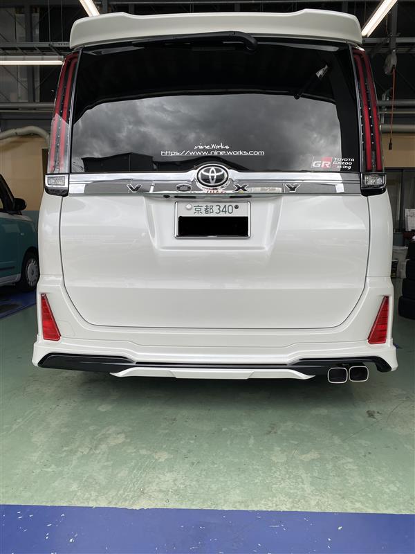 後期仕様 モデリスタリアスカート （トヨタ ヴォクシー・80系）by