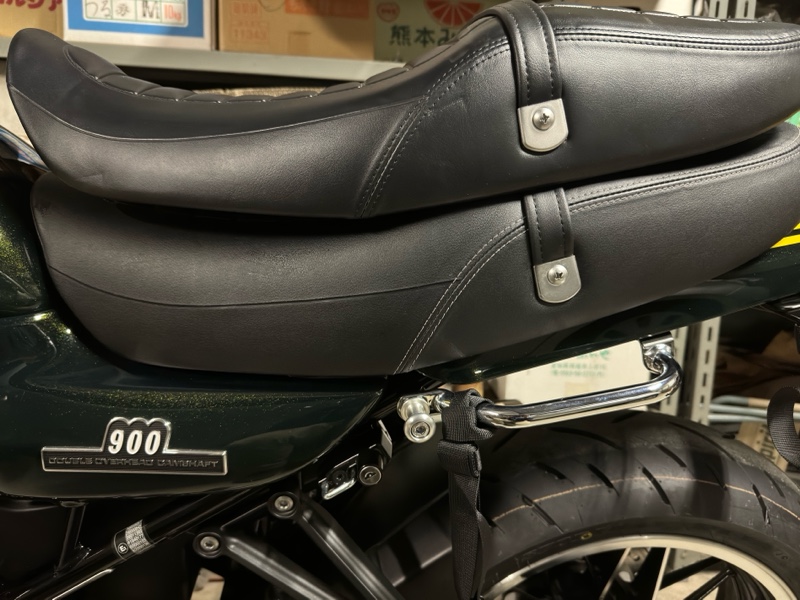 純正ハイシートに交換（カワサキ Z900RS イエローボールエディション