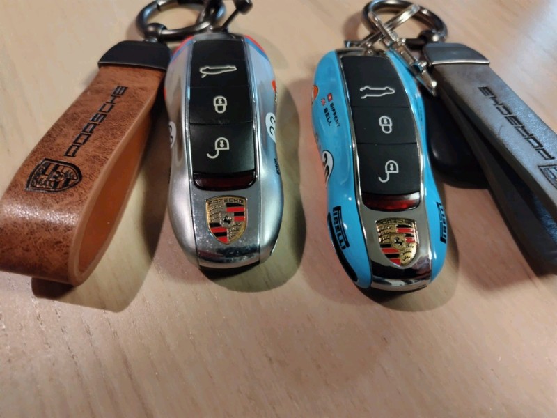 スペアキー作成（ポルシェ パナメーラ・970系）by niwasaki - みんカラ