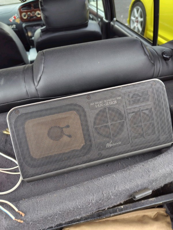 置き型スピーカー取り付け（ダイハツ ミラジーノ・L700/710系）by 山猫