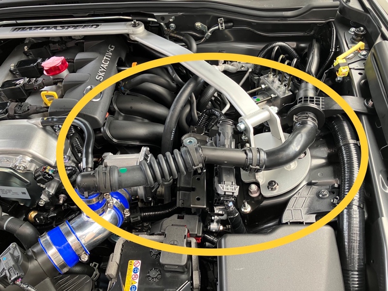 インダクションサウンドエンハンサー取付け（マツダ ロードスター・ND