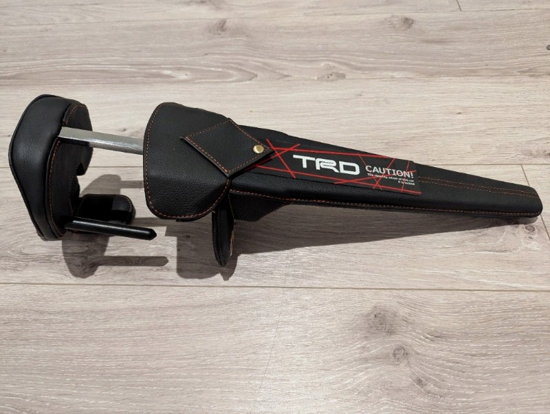 ランクル250 ハンドルロック（TRDプレミアムステアリングロック