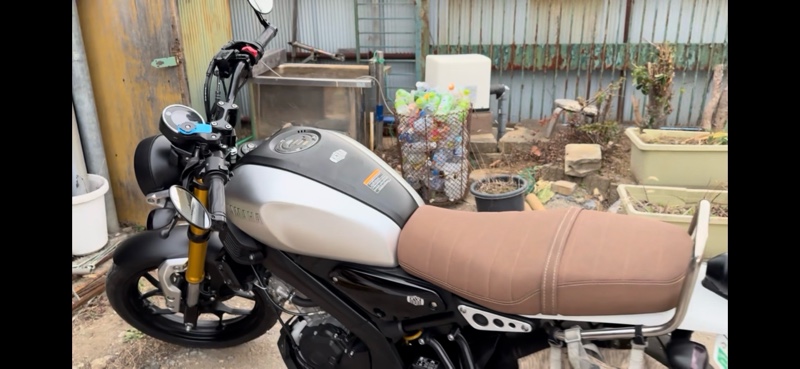 XSR155 タンクカバー左右 イエローエイジング塗装 タンクカバー黄色化