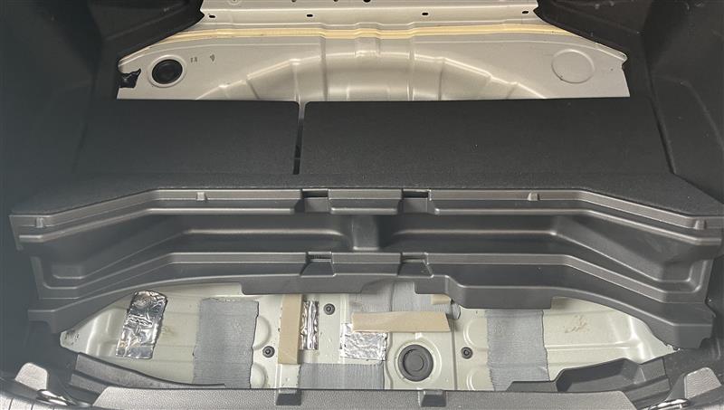 後付けアジャスタブルデッキボード補足（トヨタ カローラスポーツ