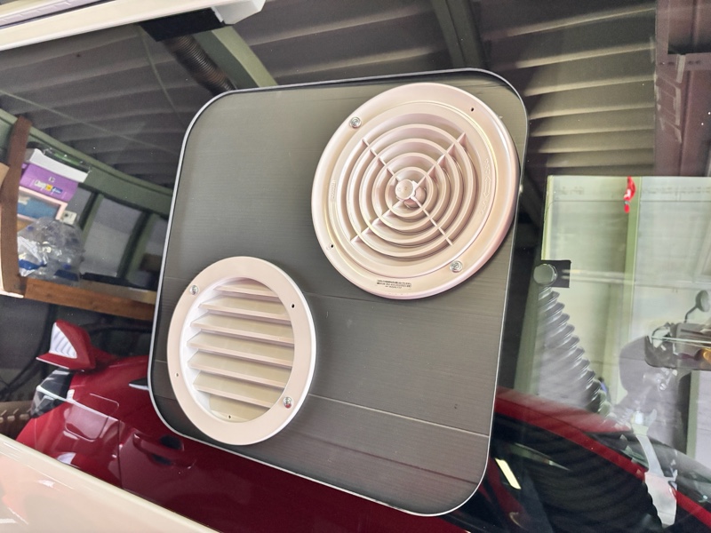ecoflow wave2用ダクトパネル自作（トヨタ ハイエースバン・H200系）by