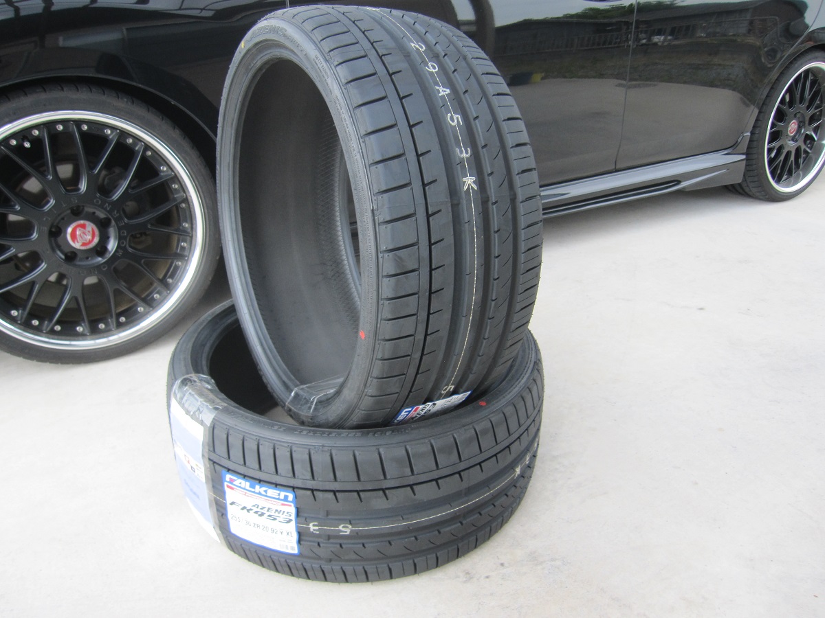 FALKEN AZENIS FK453 255/30ZR20 のパーツレビュー | クラウン