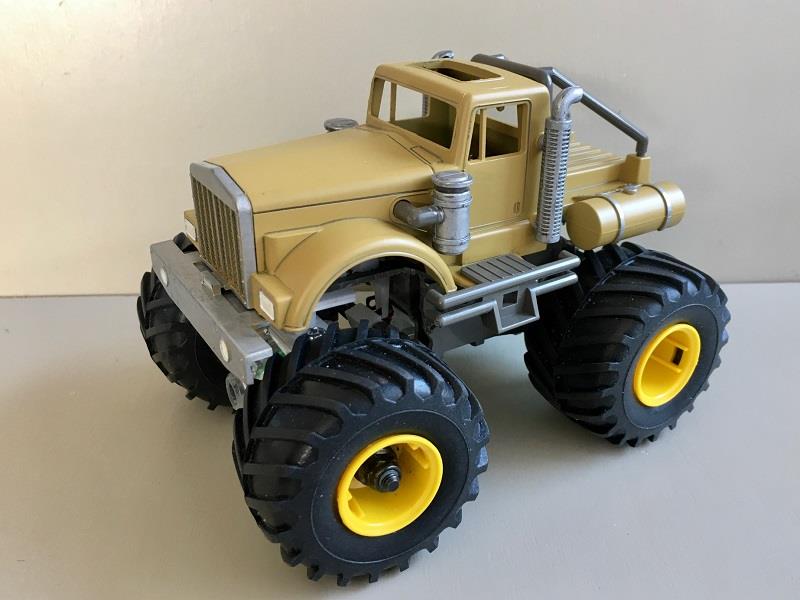 ワイルドミニ四駆ブルヘッドを ESP32でラジコン化｜ぴ ー し ー え む