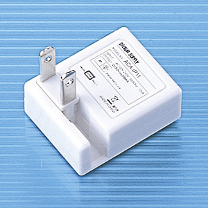 ACA-IP11【USBスーパーミニACアダプタ（ホワイト）】コンセントをUSB