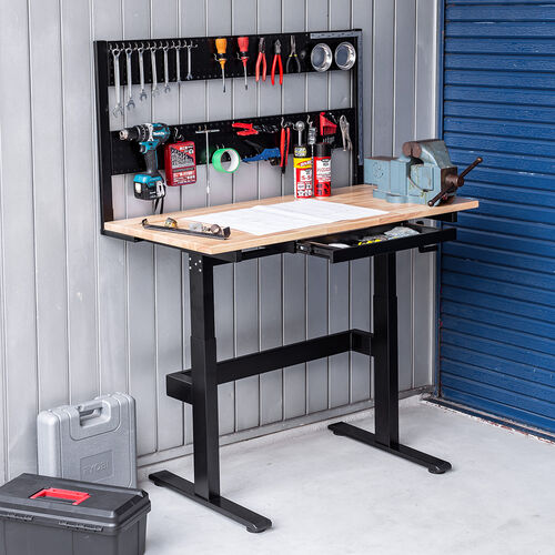 高さを自由に変えられる作業台