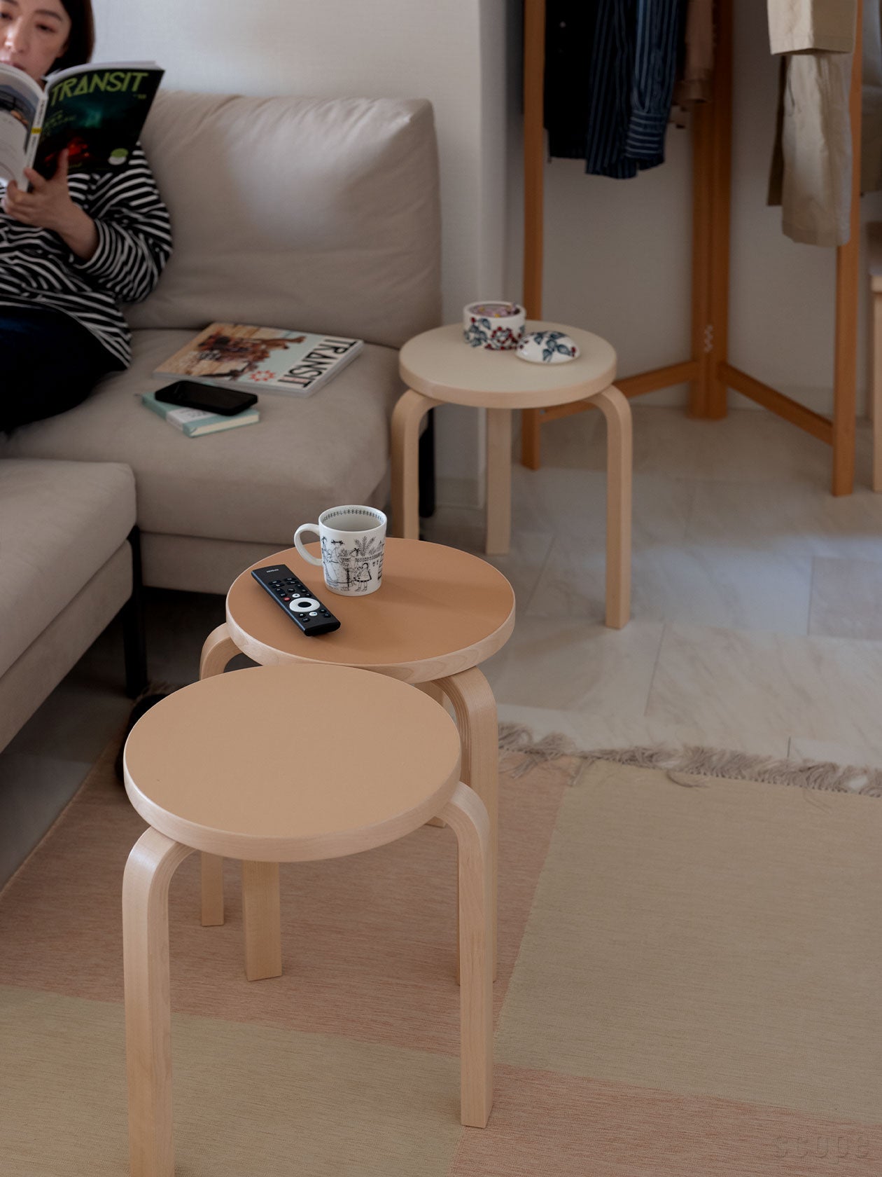 2013年から別注を続ける18色展開｜Artek / Stool 60 スコープ別注