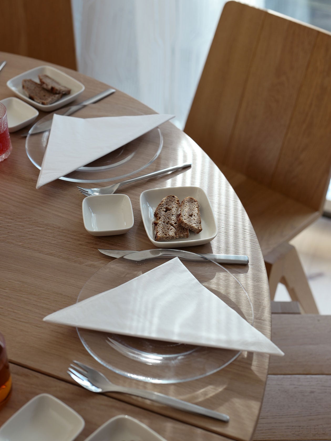 FIN プレート｜ハッリ・コスキネン デザイン｜SCOPE（スコープ）