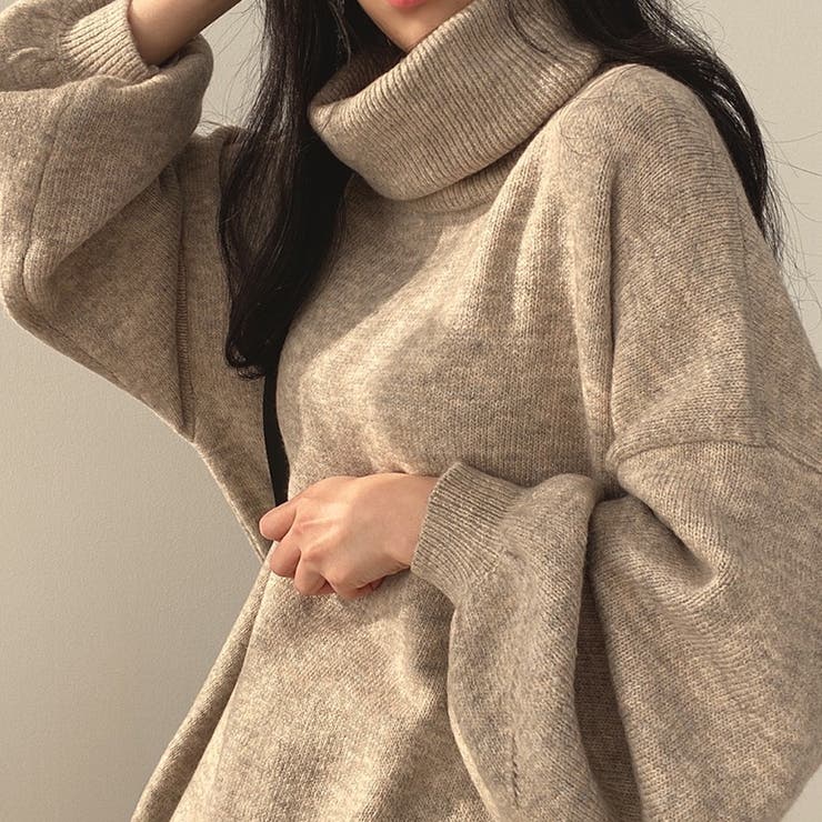 SHOPLIST限定】高い襟とオーバーサイズの中長丈のニットセーター[品番