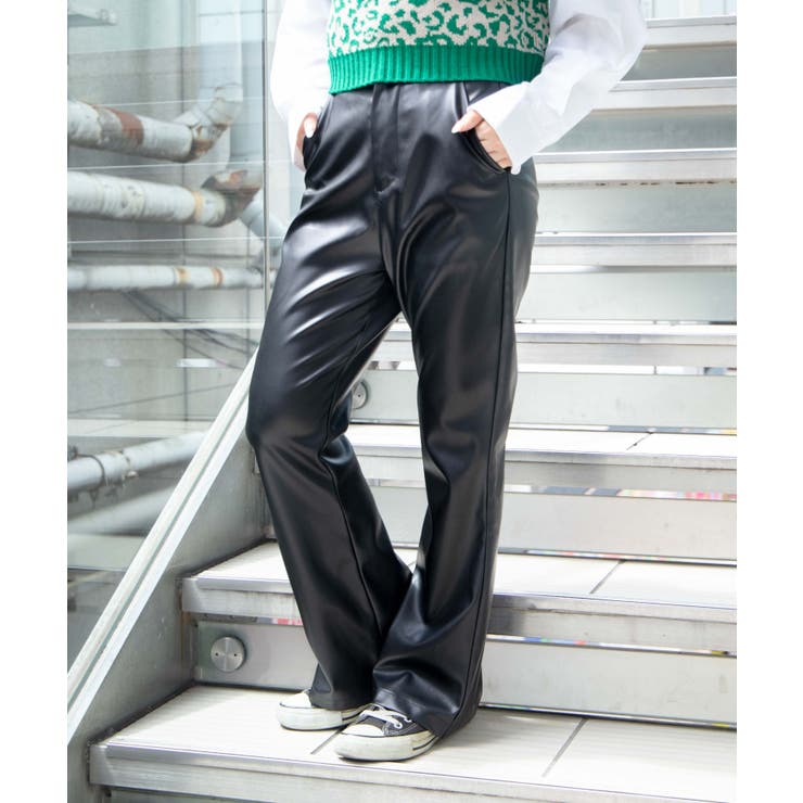 低身長向け】フェイクレザーフレアパンツ[品番：WG010082559]｜WEGO