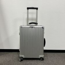 リモワを心斎橋で買取。キャリーケースのクラシックキャビンS、972.52