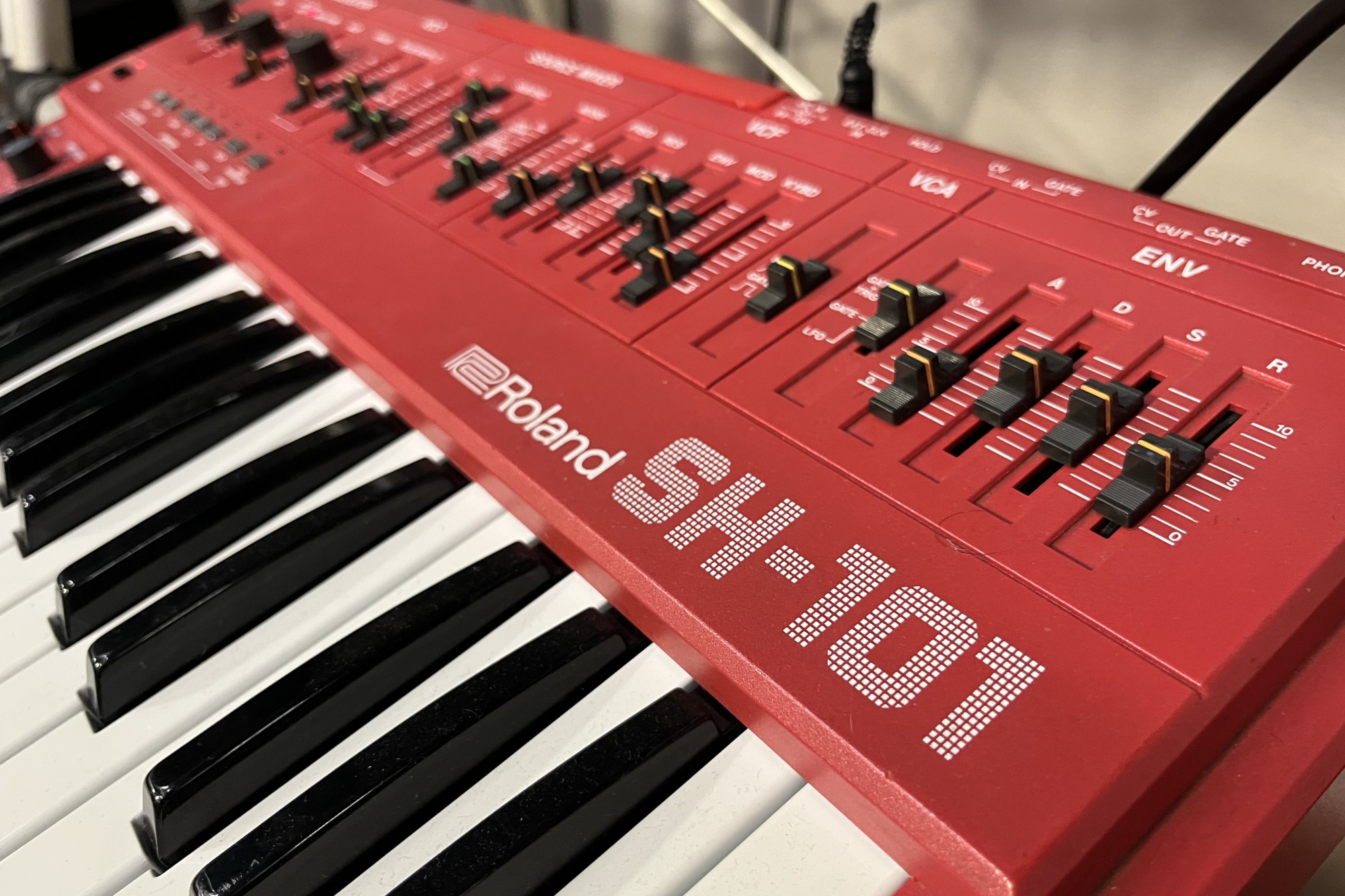 Roland SH-101 - Syntaur