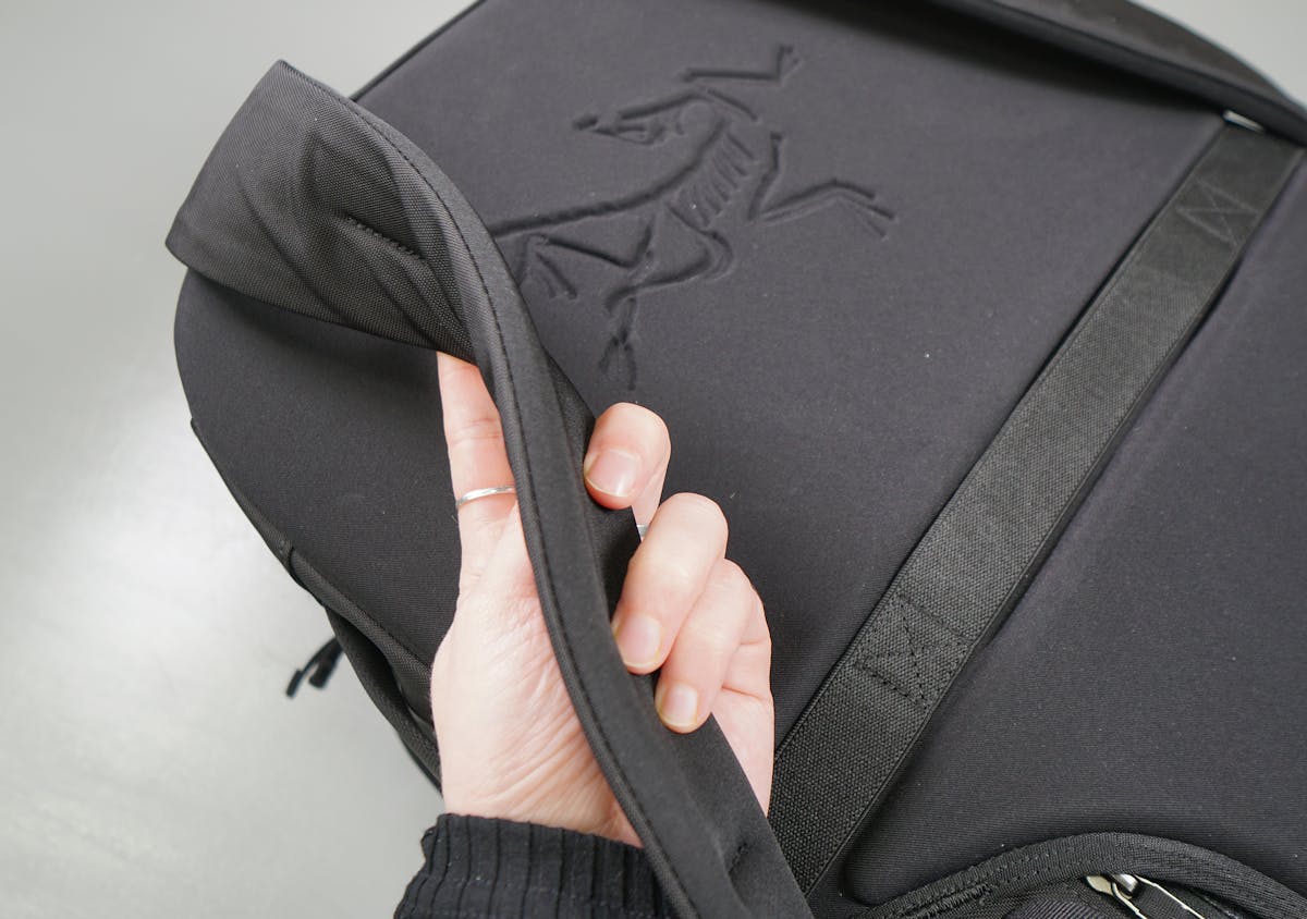 Arc'teryx Blade 28 Travel Backpack | Review: 7.5/10 | Pack Hacker