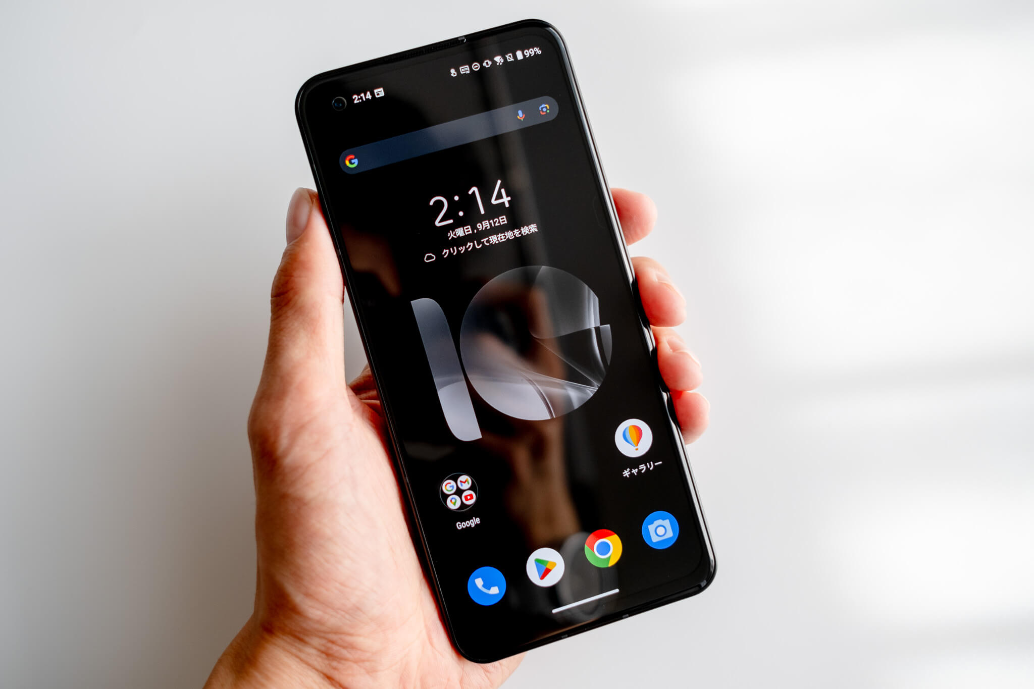 ASUS Zenfone 10をレビュー！コンパクトなのにパワフルなハイエンド