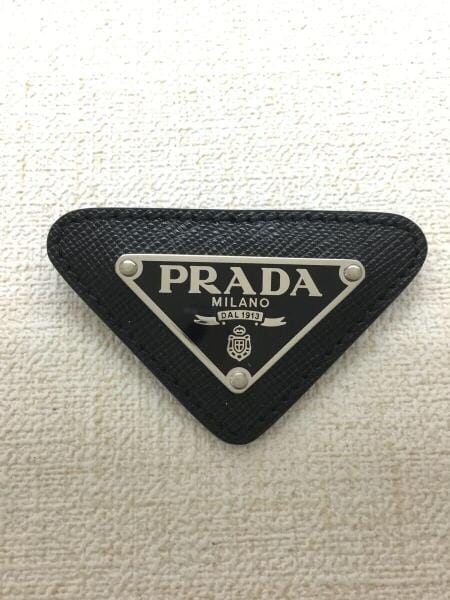 PRADA(プラダ) / サフィアーノ/ブローチ/アクセサリー/レザー/メンズ