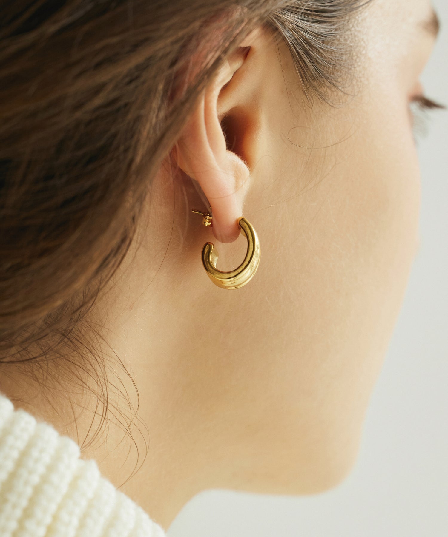 ゴールド]トリプルラインピアス