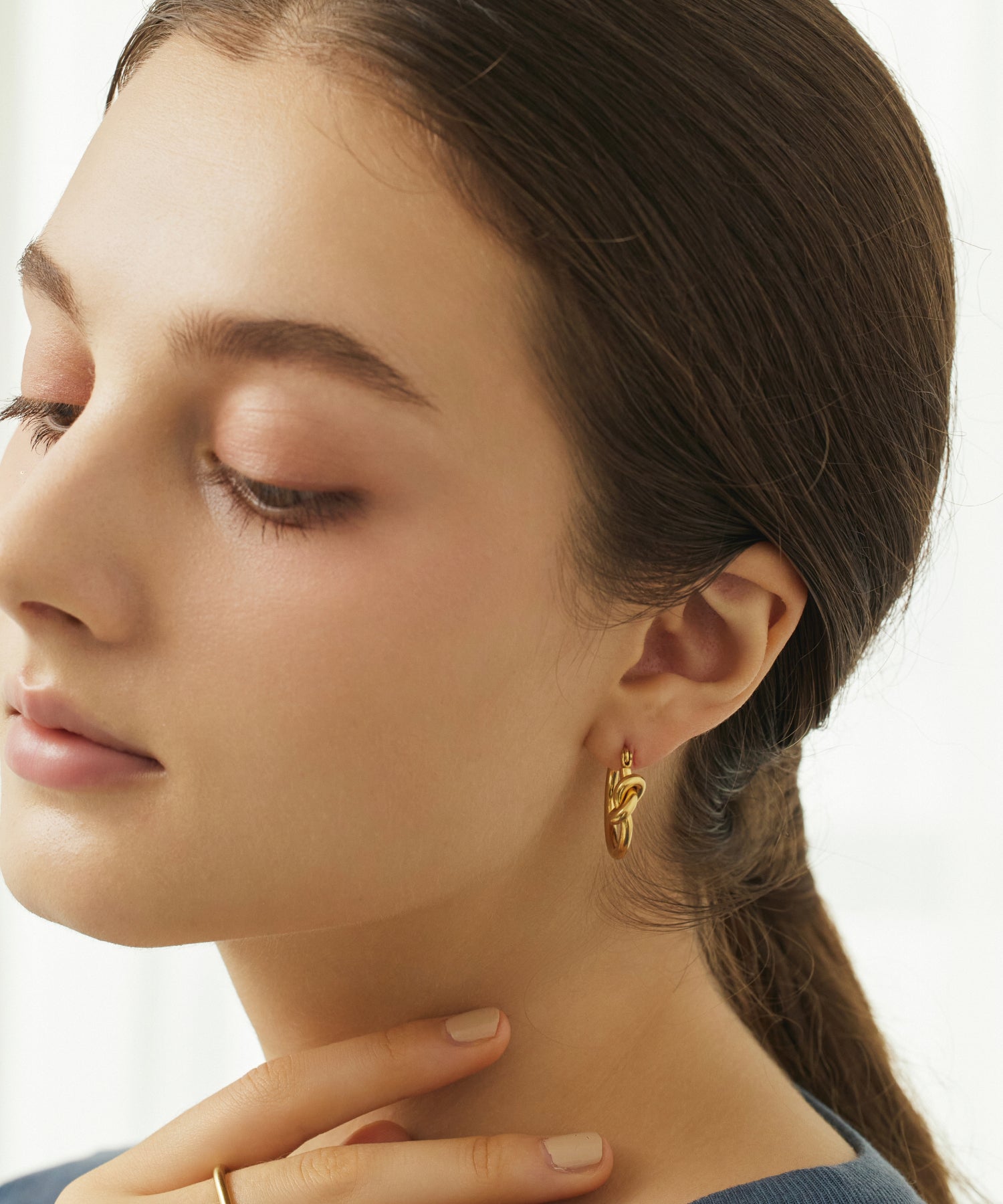 ゴールド]ノットフープピアス