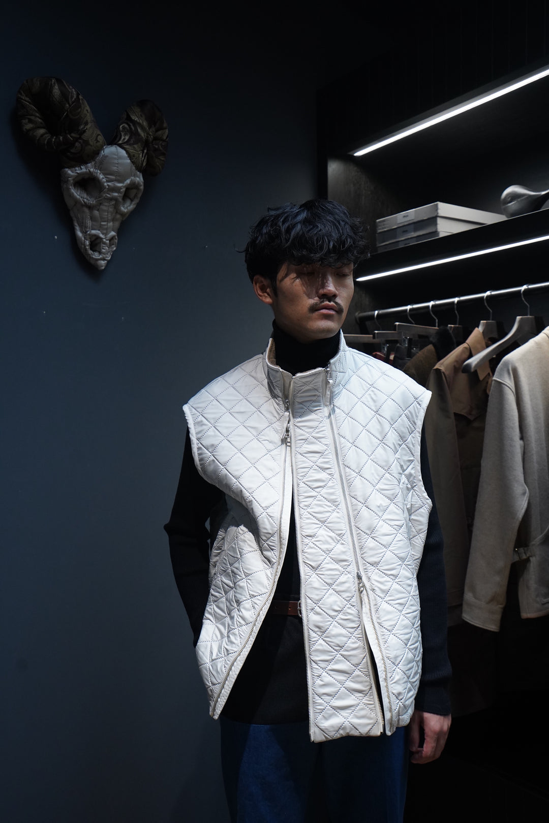 UJOH(ウジョー)のW Zip-up Vest(IVORY)(ベスト)の通販 | CEDARWOOD