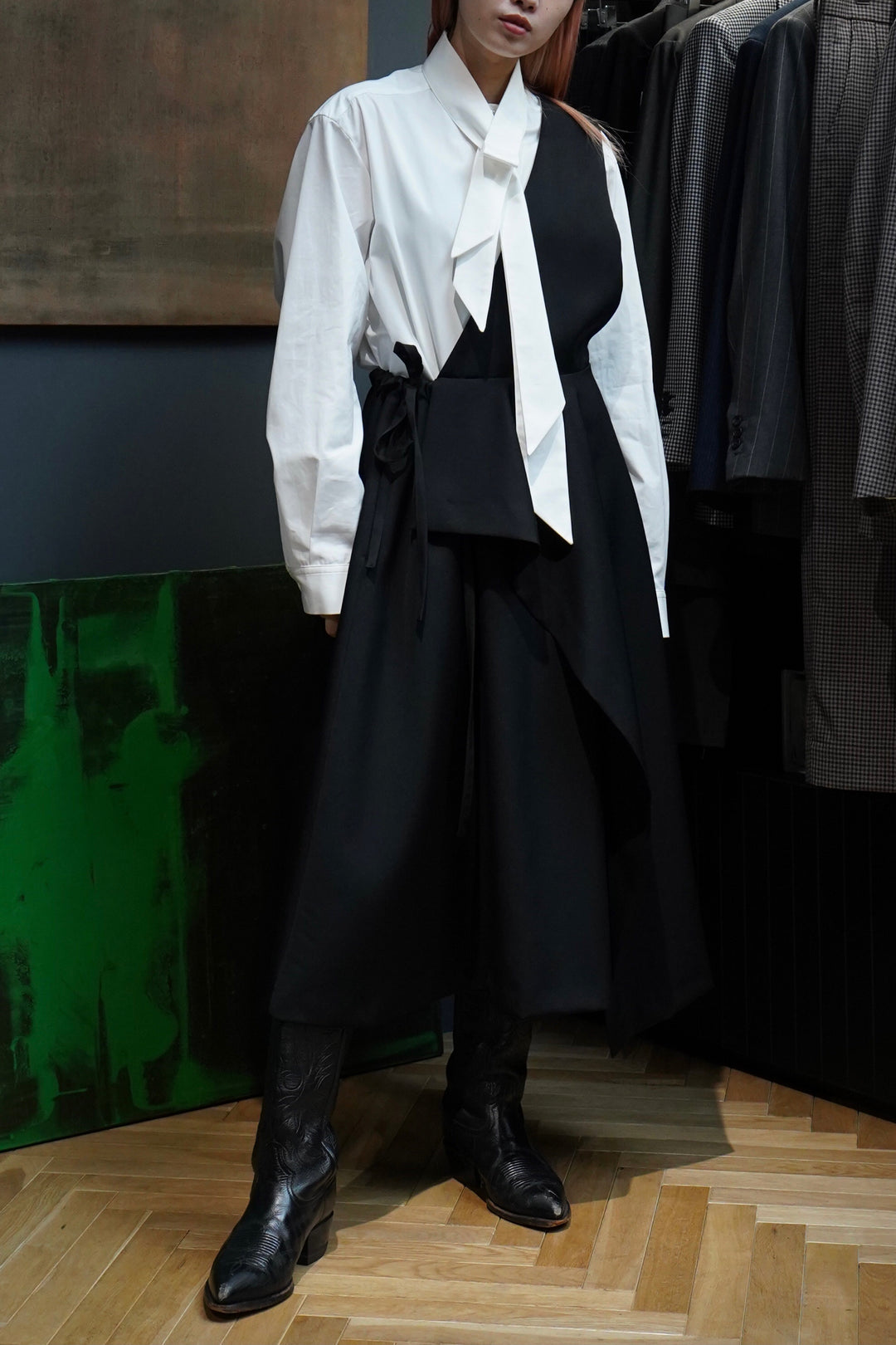 UJOH(ウジョー)のOne Shoulder SKT(Black)(スカート)の通販