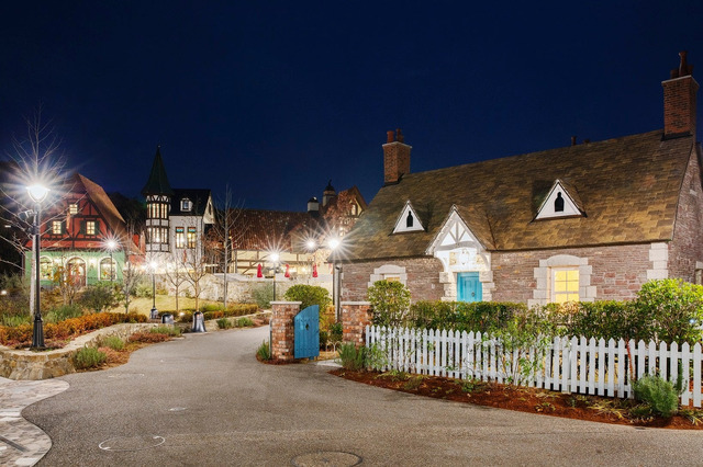 崖の上のポニョ」スーパーボールすくい開催＆あんぱん＆ピザの新